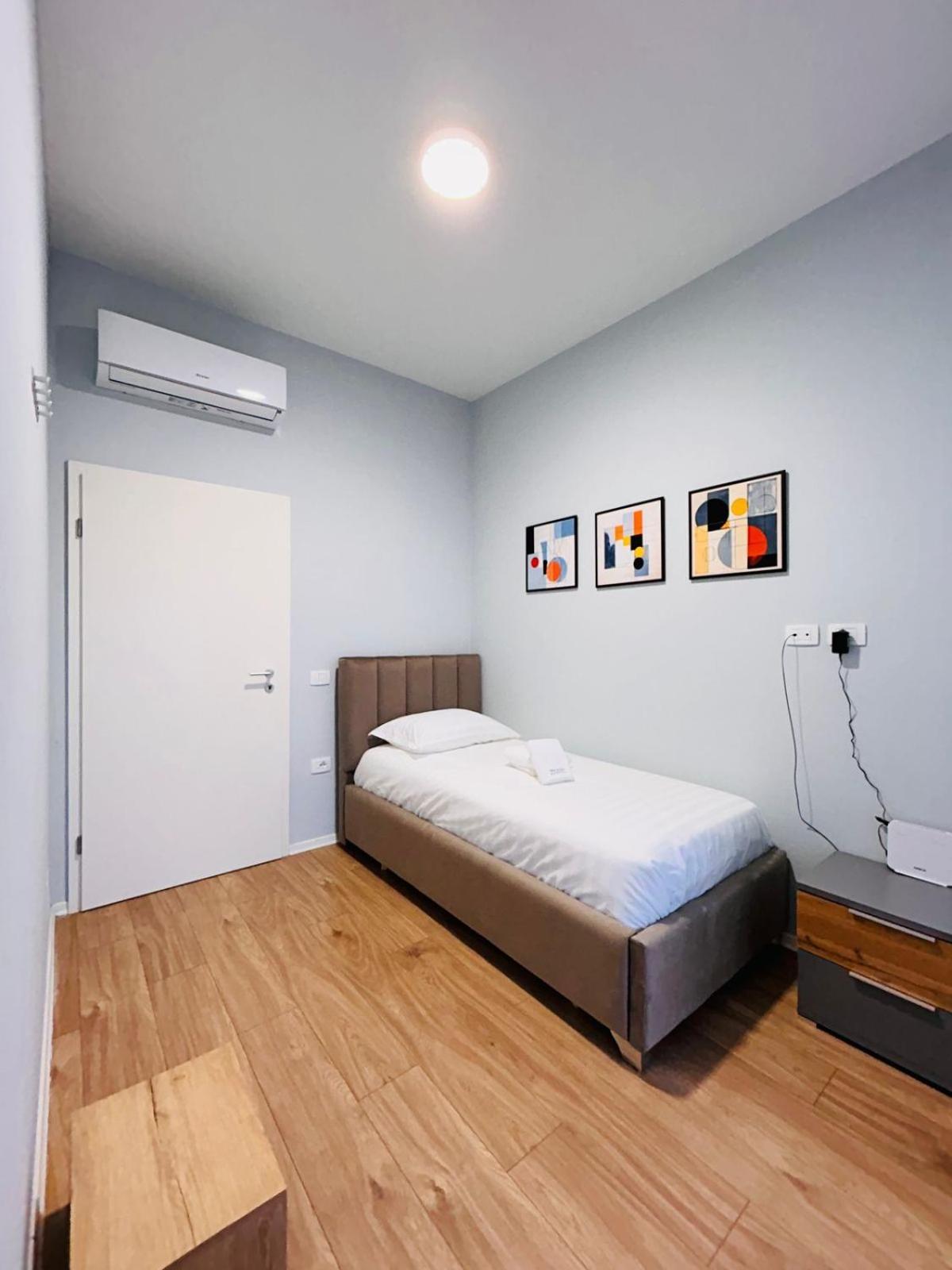 Picasso Apartment Tirana Zewnętrze zdjęcie