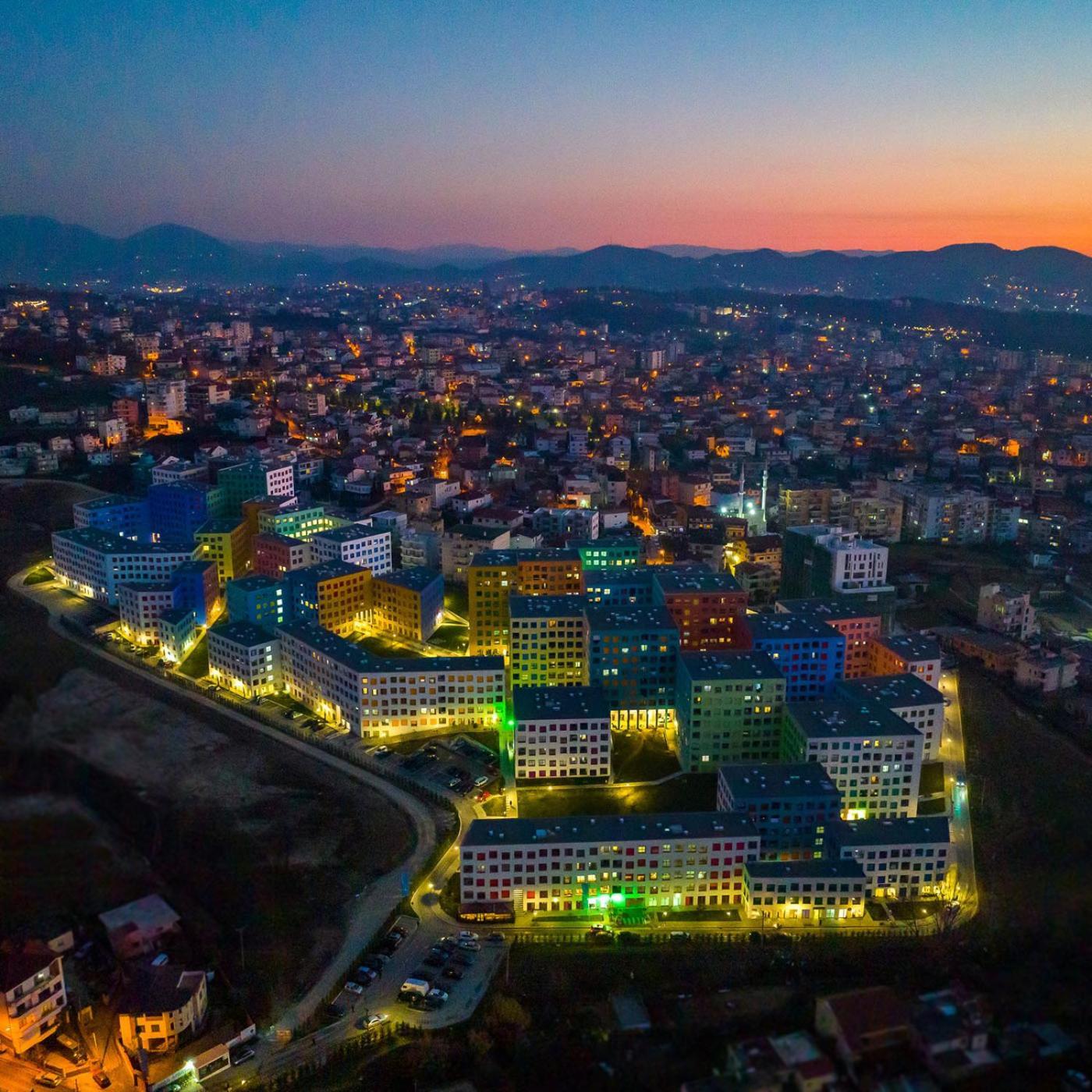 Picasso Apartment Tirana Zewnętrze zdjęcie
