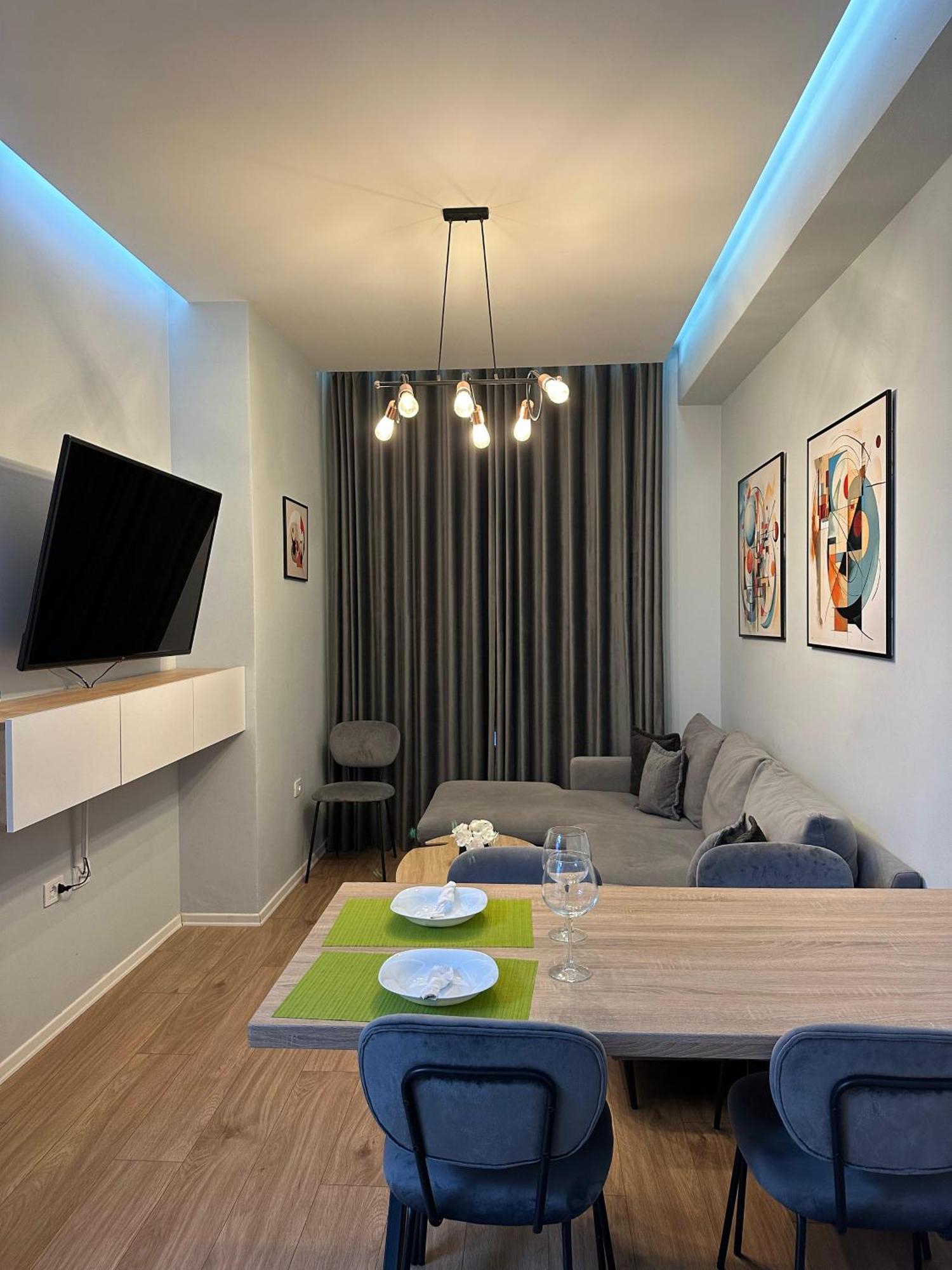 Picasso Apartment Tirana Zewnętrze zdjęcie