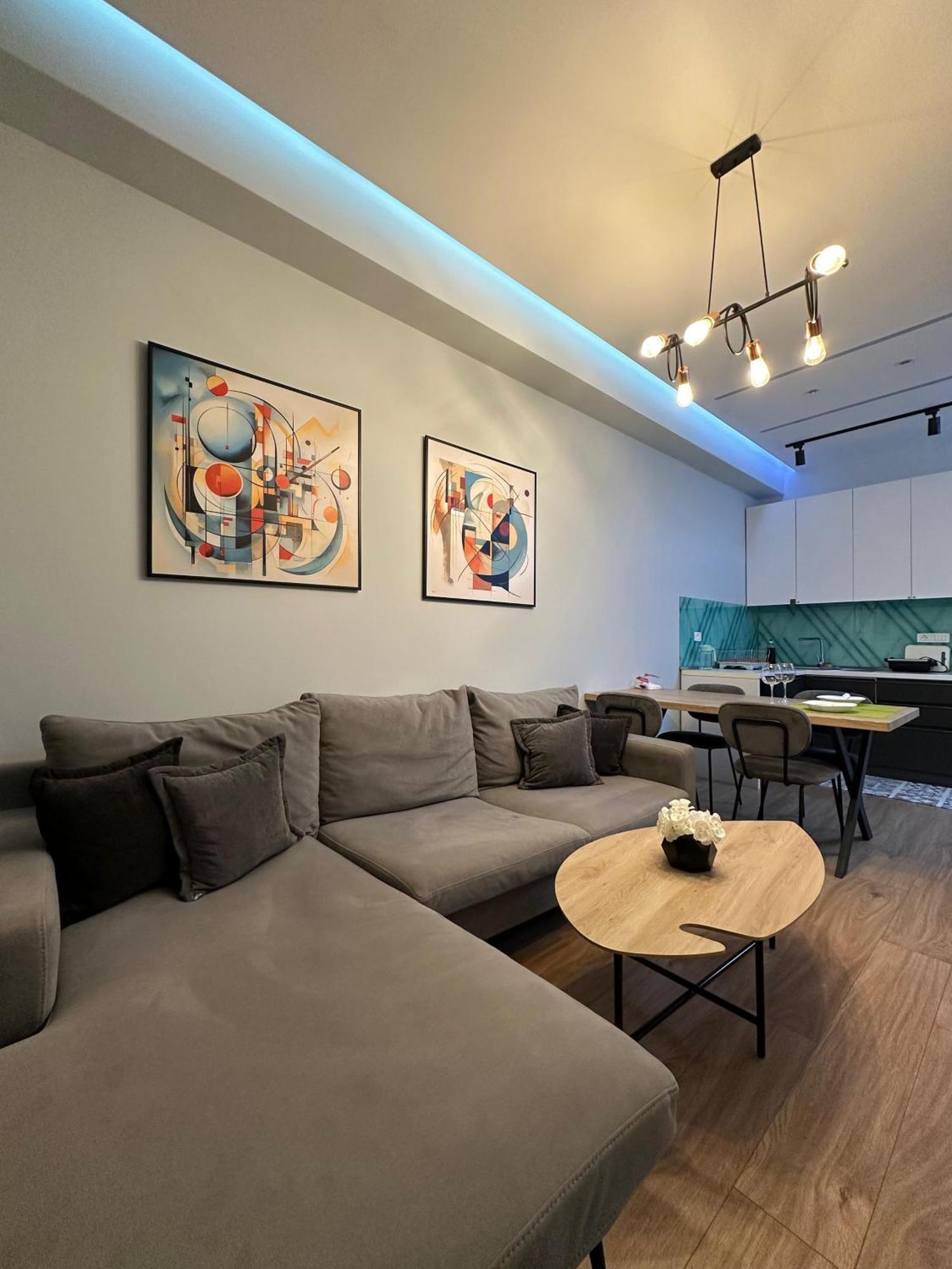 Picasso Apartment Tirana Zewnętrze zdjęcie